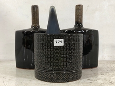 4 X ASSORTED ITEMS TO INCLUDE ROBELLO FLASK VASE IN LAVA BLACK(COLLECTION ONLY)