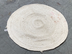 LA REDOUTE WOVEN ROUND SMALL RUG - WHITE