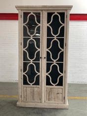 2 DOOR LARGE WOODERN CABINET IN LIGHT WOOD (KERBSIDE PALLET DELIVERY)