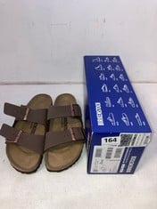 BIRKENSTOCK ARIZONA WOMEN'S TWO STRAP SANDALS - MOCCA UK 5