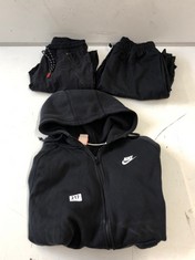 3 X ASSORTED MEN'S CLOTHING TO INCLUDE NIKE FULL ZIP HOODIE IN BLACK SIZE XXL