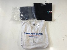 3 X ASSORTED ADULTS CLOTHING TO INCLUDE VANS SMALL LOGO T-SHIRT IN NAVY SIZE XS