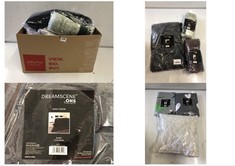 BOX OF ASSORTED BEDDING ITEMS TO INCLUDE DREAMSCENE BY OHS FLEECE THROW - WINTER CHECK FOREST GREEN - SIZE 120 X 150CM