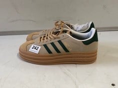 ADIDAS GAZELLE WOMEN'S PLATFORM TRAINERS - BEIGE/GREEN UK 6