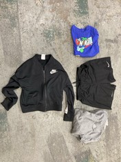 4 X ASSORTED CHILDREN'S CLOTHING TO INCLUDE NIKE SPORT BOYS SHORTS IN BLACK SIZE L