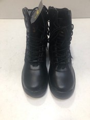 MAXSTEEL BLACK SAFETY BOOTS - SIZE 9