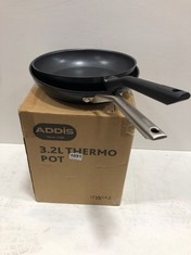 3 X ASSORTED ITEMS TO INCLUDE ADDIS 3.2L THERMO POT