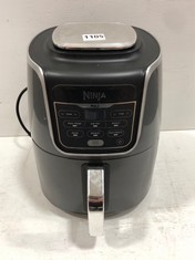 NINJA MAX AIR FRYER IN BLACK