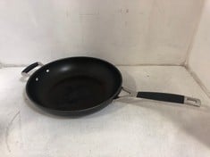 LE CREUSET TOUGHENED NON-STICK 30CM DEEP FRYING PAN