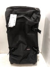 EASTPAK TRANVERZ BLACK 2 WHEEL TRAVEL CASE