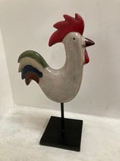 12 X STONE THE CROWS MEDIUM ROOSTER ON SQUARE PLINTH - HEIGHT 39 CMS - TOTAL RRP £480