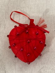 160 X STONE THE CROWS SMALL RED HEART WITH BEADS - WIDTH 8CM - TOTAL RRP £320