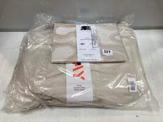 4 X ASSORTED JOHN LEWIS BEDDING ITEMS TO INCLUDE COTTON STANDARD PILLOWCASES 50 X 75 CM IN BROWN