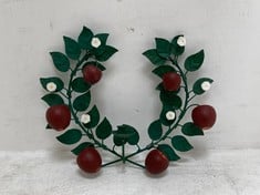 5 X STONE THE CROWS WALL WREATH - APPLE ORCHARD - HEIGHT 30CM - TOTAL RRP £240