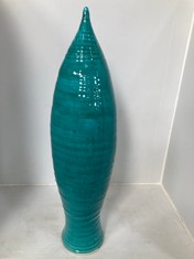 1 X STONE THE CROWS LARGE WALL STEM VASE - TEAL - SKU: 676966 - TOTAL RRP £90