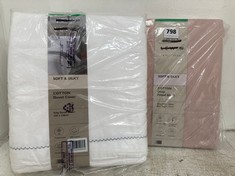 JOHN LEWIS COTTON DEEP FITTED SHEET IN PINK (KING 150 X 200CM) TO INCLUDE JOHN LEWIS COTTON DUVET COVER IN WHITE (KING 225 X 220 CM)