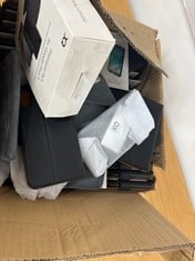 BOX OF ASSORTED PHONE CASES PHONE ACCESSORY. [JPTC70687]