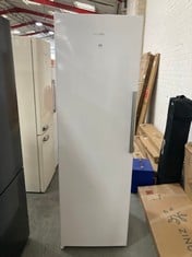 HOTPOINT FROST FREE UPRIGHT FREEZER IN WHITE - MODEL NO. UH8F2CWUK - RRP £503 (ZONE 2)