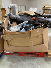 PALLET OF ASSORTED ITEMS TO INCLUDE 750MM BATH END PANEL IN WHITE (ZONE 5) (KERBSIDE PALLET DELIVERY)