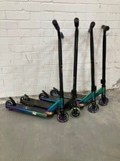 3 X INVERT STUNT SCOOTER IN BLACK / MULTI COLOUR TO INCLUDE J2 IVS JOURNEY STUNT SCOOTER IN BLACK (ZONE 5)