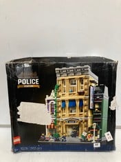 LEGO 10278 MODULAR BUILDINGS COLLECTION POLICE STATION RRP- £259.98