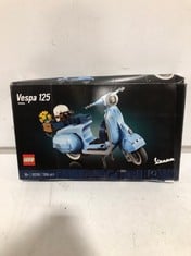 LEGO 10298 1960'S VESPA 125