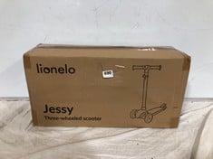 LIONELO JESSY THREE-WHEELED SCOOTER TO INCLUDE EVOLAND SCOOTER MODEL NO-S200D