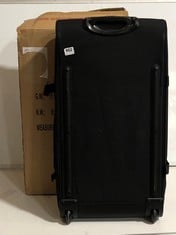 SAMSONITE TRAVEL CASE BLACK HARDSHELL MEDIUM/LARGE SPINNER TO INCLUDE EASTPAKTRANVERZ 121L BLACK TRAVEL TROLLEY BAG