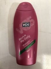 30 X VO5 REVIVE ME DAILY SHAMPOO INFUSED WITH 5 VITAL OILS 400ML.