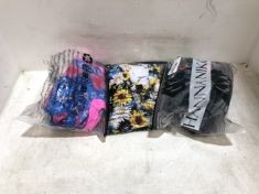 BOX OF 20X ASSORTED SWIMWEAR .