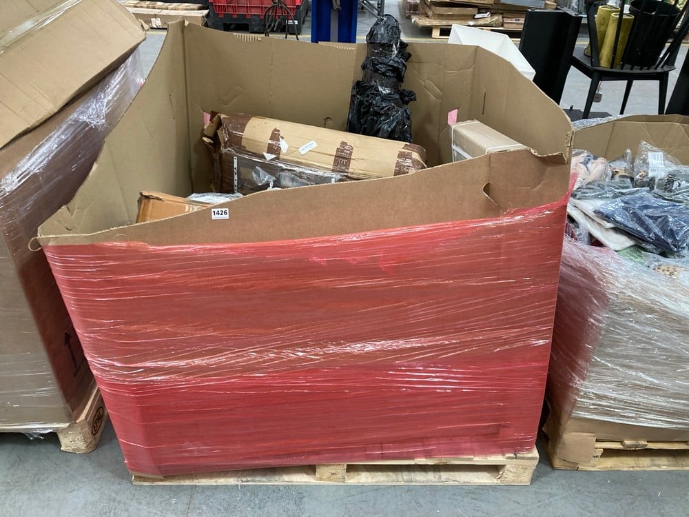 PALLET OF ASSORTED ITEMS TO INCLUDE CEILING EXPERT SUSPENDED CEILING TILES (KERBSIDE PALLET DELIVERY)