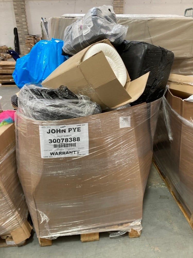 PALLET OF ASSORTED ITEMS TO INCLUDE LUXURY SEAT CUSHIONS IN BLACK (KERBSIDE PALLET DELIVERY)