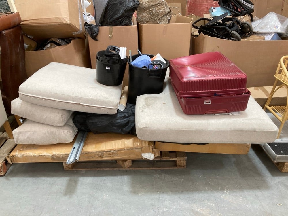 PALLET OF ASSORTED ITEMS TO INCLUDE 3 X ASSORTED SOFA CUSHIONS IN BEIGE (KERBSIDE PALLET DELIVERY)