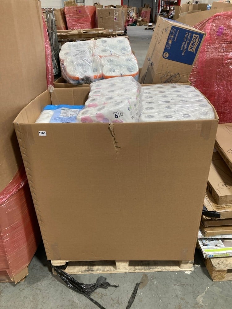 PALLET OF ASSORTED TOILET/KITCHEN ROLLS TO INCLUDE TORK SOFT SINGLEFOLD HAND TOWEL 15X520 BOX (KERBSIDE PALLET DELIVERY)