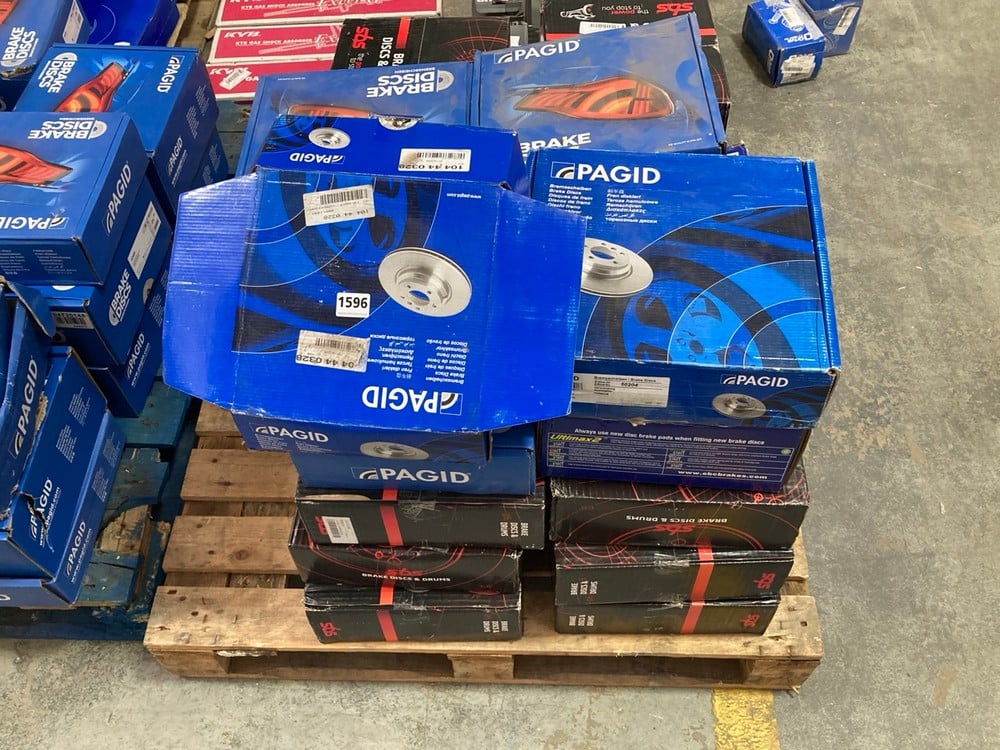 20X ASSORTED BRAKE DISCS TO INCLUDE PAGID BRAKE DISC MODEL NO:50204 (KERBSIDE PALLET DELIVERY)