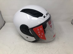 LSR MOTORBIKE HELMET WHITE SIZE LARGE 59-60CM: LOCATION - RACK A