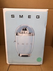 SMEG CJF01PGEU, PASTEL GREEN.: LOCATION - C