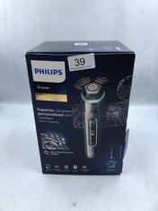 PHILIPS SHAVER SERIES 9000 - WET AND DRY ELECTRIC SHAVER FOR MEN IN DARK CHROME, LIFT AND CUT, SKINIQ TECHNOLOGY, POP-UP BEARD TRIMMER, CLEANING POD, CHARGING STAND AND TRAVEL CASE (MODEL S9974/55).