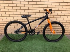 ADULTS XRATED EXILE MOUNTAIN BIKE:: LOCATION - FRONT FLOOR(COLLECTION OR OPTIONAL DELIVERY AVAILABLE)