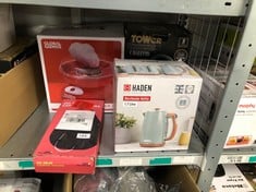 QUANTITY OF KITCHEN & APPLIANCES ITEMS TO INCLUDE HADEN DORCHESTER TEMPERATURE CONTROL KETTLE - 3000W RAPID BOIL, WOOD EFFECT FINISH, 1.7LITRE - GREEN STAINLESS STEEL KETTLE - OVERHEAT PROTECTION - D