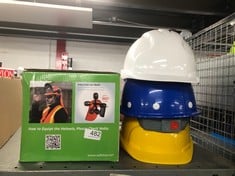 QUANTITY OF HEALTH AND SAFETY HELMETS TO INCLUDE SAFEYARD SAFETY HELMET SIZE 52 - 66CM: LOCATION - C