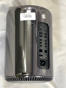 APPLE MAC PRO (LATE 2013) 500GB PC: MODEL NO A1481. INTEL XEON E5-1650 V2, 64GB RAM, , AMD FIREPRO D300 48 MB: LOCATION - A