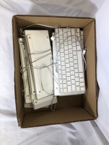 10X  APPLE COMPACT KEYBOARD MODEL NO. A1242.: LOCATION - A