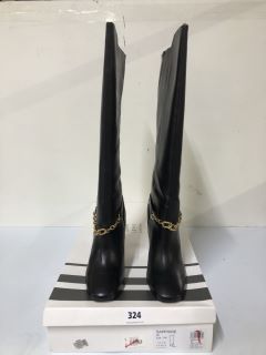 JOHN LEWIS SAPPHIRE BLACK BOOTS - SIZE 7 (682165)