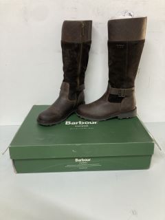 BARBOUR FAREHAM BOOTS - SIZE: 8 RRP.£139 (682157)