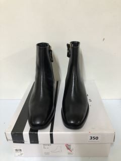 JOHN LEWIS PATSEY BLACK BOOTS - SIZE 4 (682165)