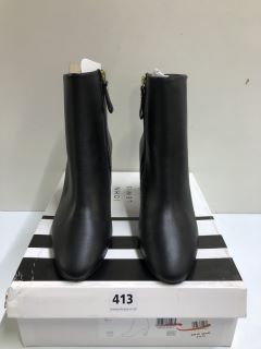 JOHN LEWIS PADDINGTON BLACK BOOTS - SIZE 7 (681751)