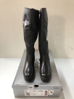 GABOR ULE M MED BLACK LEATHER BOOTS - SIZE 4 (681370)