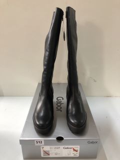 GABOR ULE M MED BLACK LEATHER BOOTS - SIZE 7 (681370)