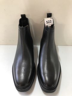 JOHN LEWIS OG PLAT BLACK BOOTS - SIZE 6 681370)